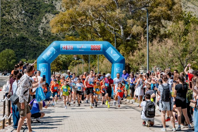 Trkači na trci One Run u Herceg Novom