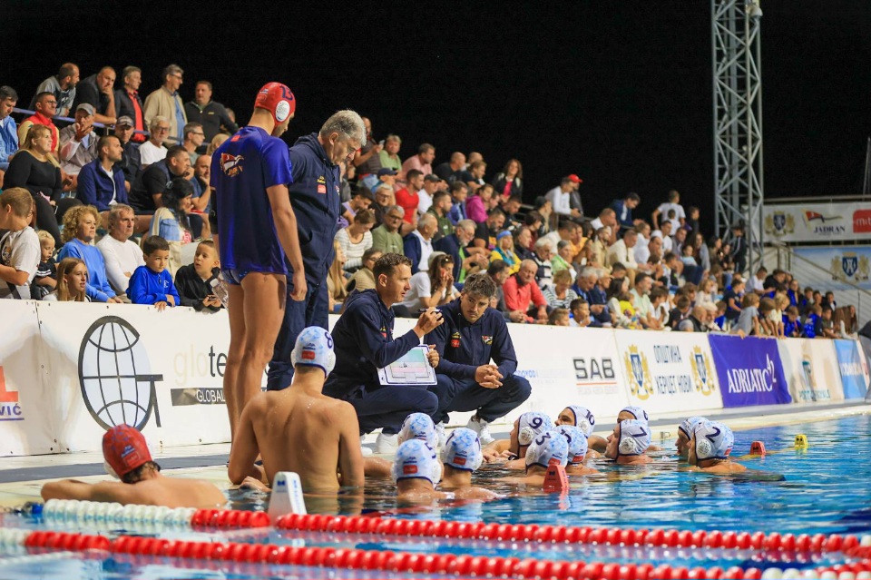 Vaterpolo meč na bazenu Škver