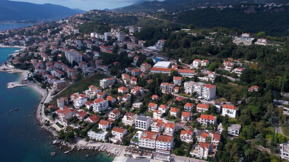 Sastanak predstavnika lokalne uprave i MZ Savina