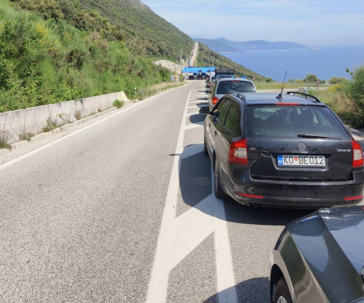 Turisti u Crnoj Gori na početku ljetnje sezone