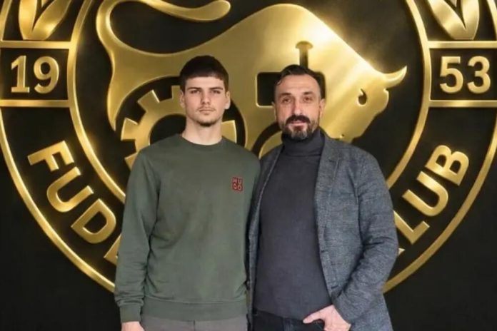 Blagoje Uzunovski u dresu FK IMT