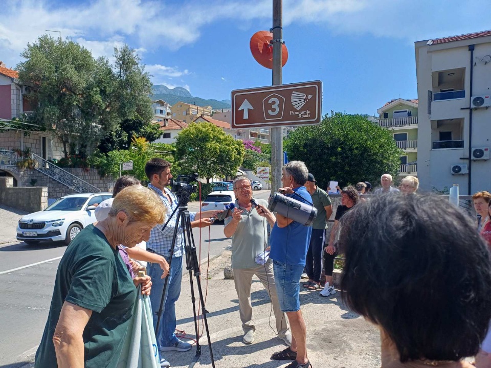 Protest bivših radnika Vektra Boke na Toploj