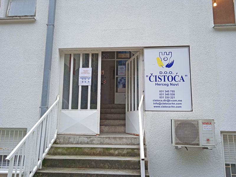 Vozilo komunalnog preduzeća Čistoća Herceg Novi