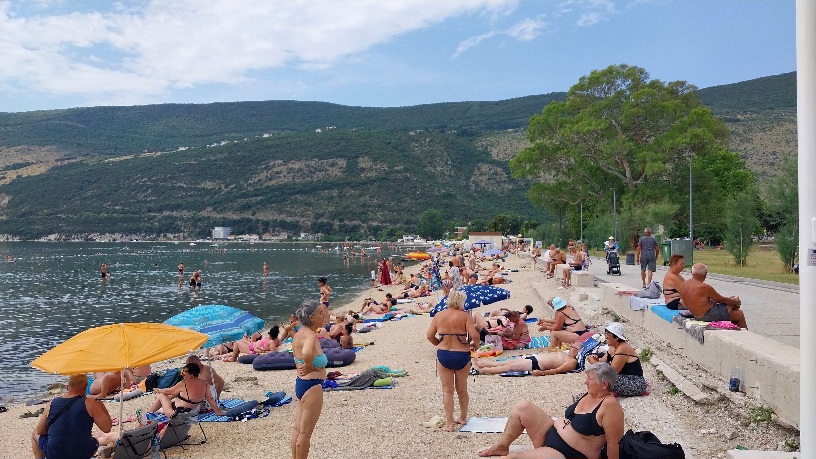 Plaža na hercegnovskoj rivijeri