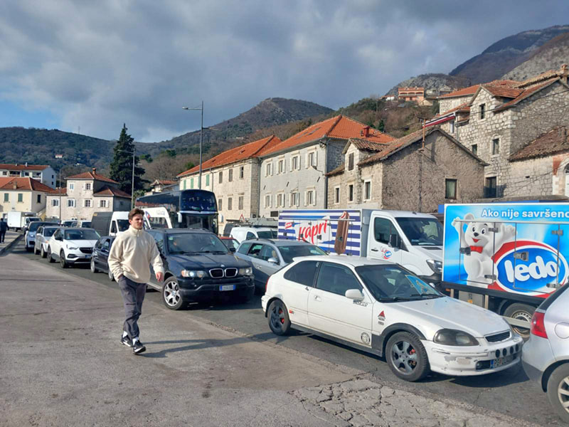 Kamenari