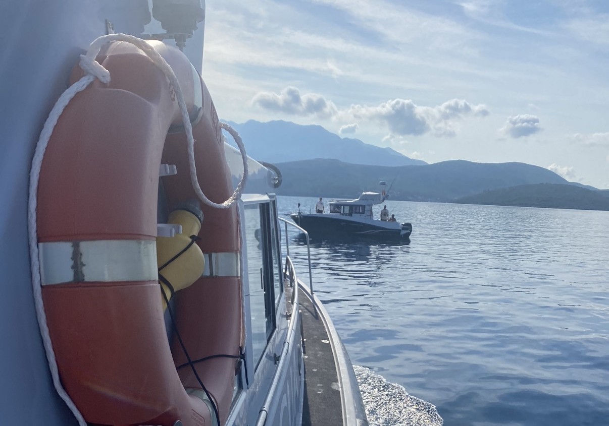 Službeno plovilo tokom kontrole na moru u hercegnovskom zalivu