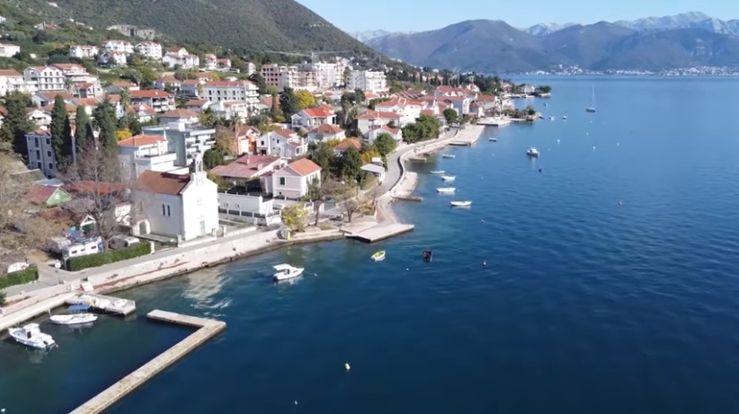 Obala u Boki Kotorskoj