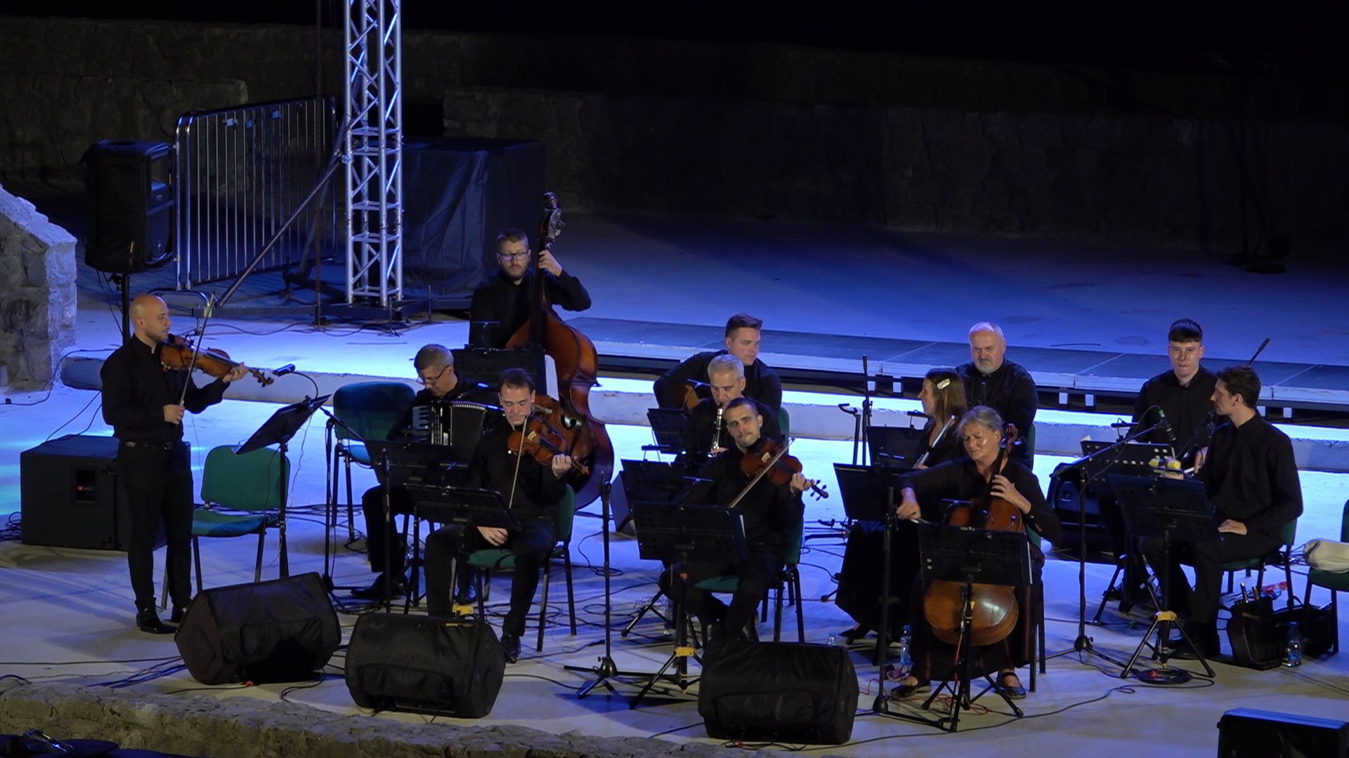 Narodni orkestar Ansambla Kolo na Kanli kuli