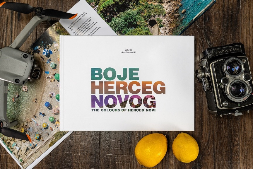 Herceg Novi iz vazduha, snimak iz monografije Boje Herceg Novog