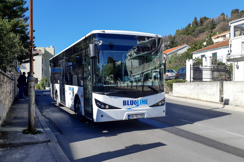 Autobus javnog prevoza u Herceg Novom