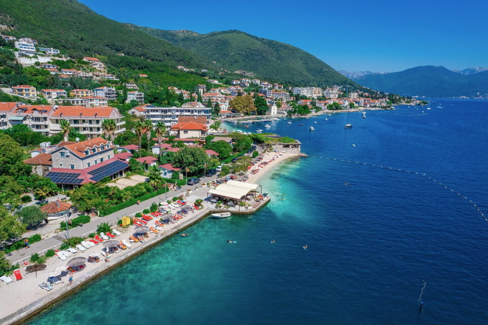 Naselje Đenovići u hercegnovskoj opštini