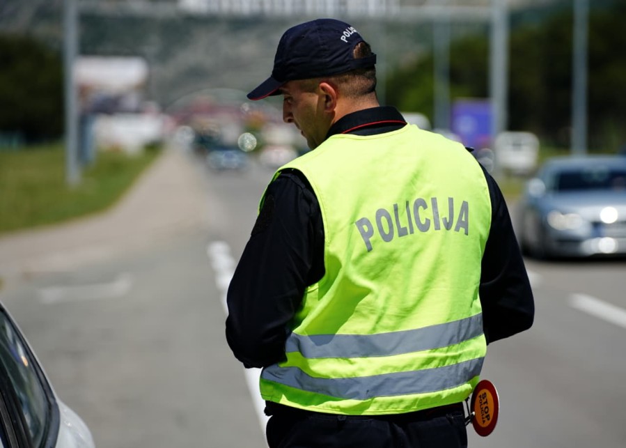 Saobraćajna policija u kontroli vozila