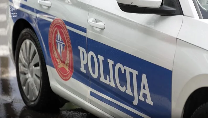 Policijsko vozilo (ilustracija)