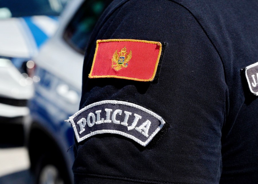 Policijsko vozilo, ilustracija hapšenja