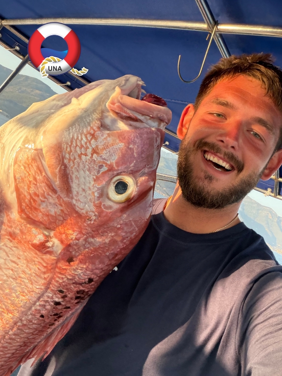 Ilija Markovic sa ulovljenim pagrom