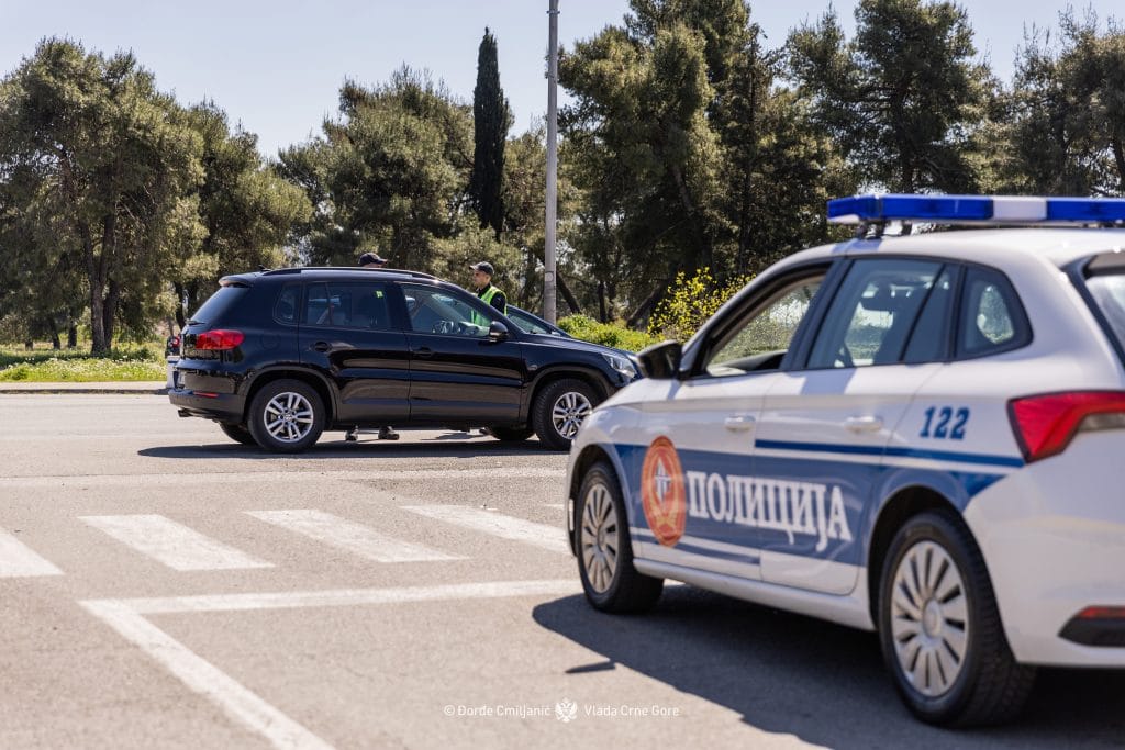 Vozilo Uprave policije