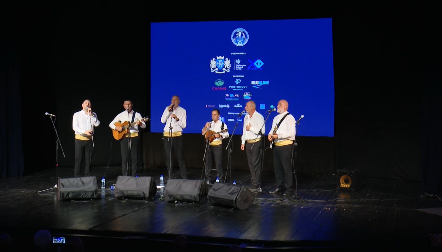 Klapa Kampanel na sceni Dvorane Park