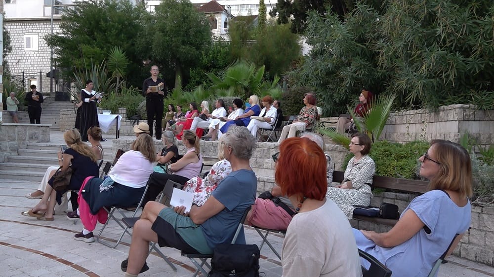 Performans u Kući nobelovca u Herceg Novom