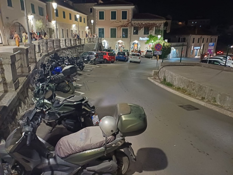 Parking mjesta za motocikle u Njegoševoj ulici