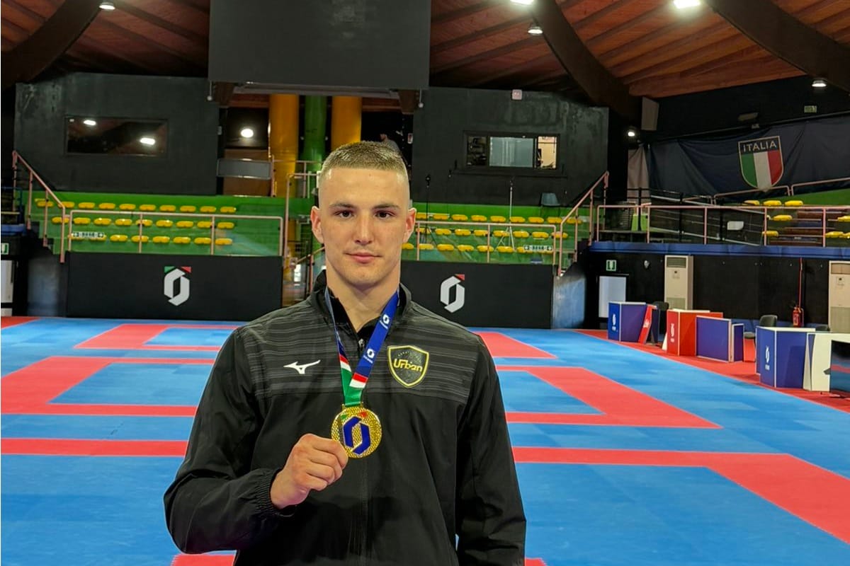 Nemanja Mikulić u karate borbi