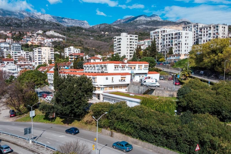 Zgrada Doma zdravlja u Herceg Novom