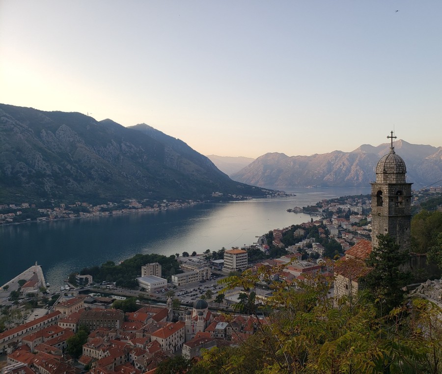Pogled na Bokokotorski zaliv