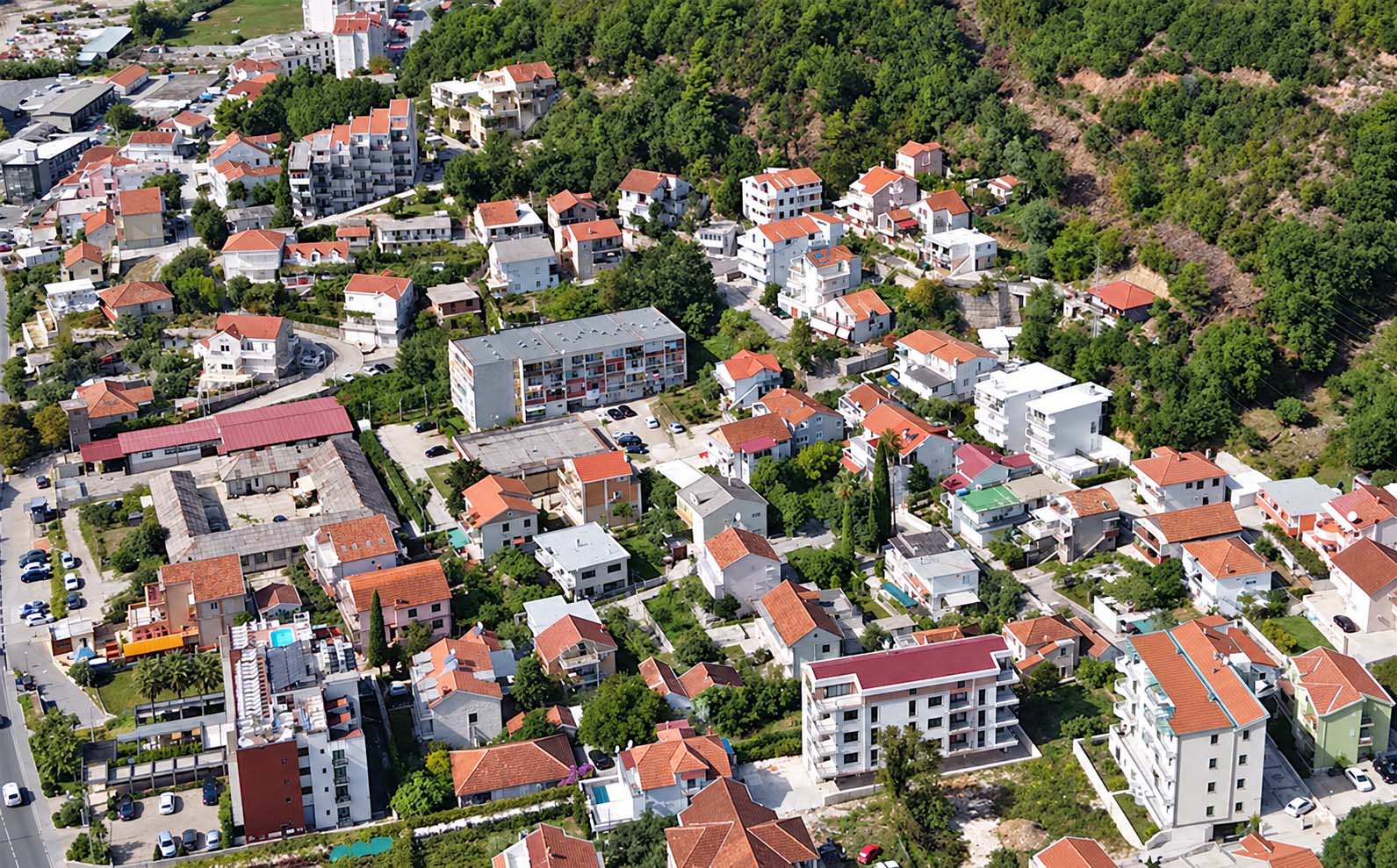 Ulica Narodnog fronta u Meljinama
