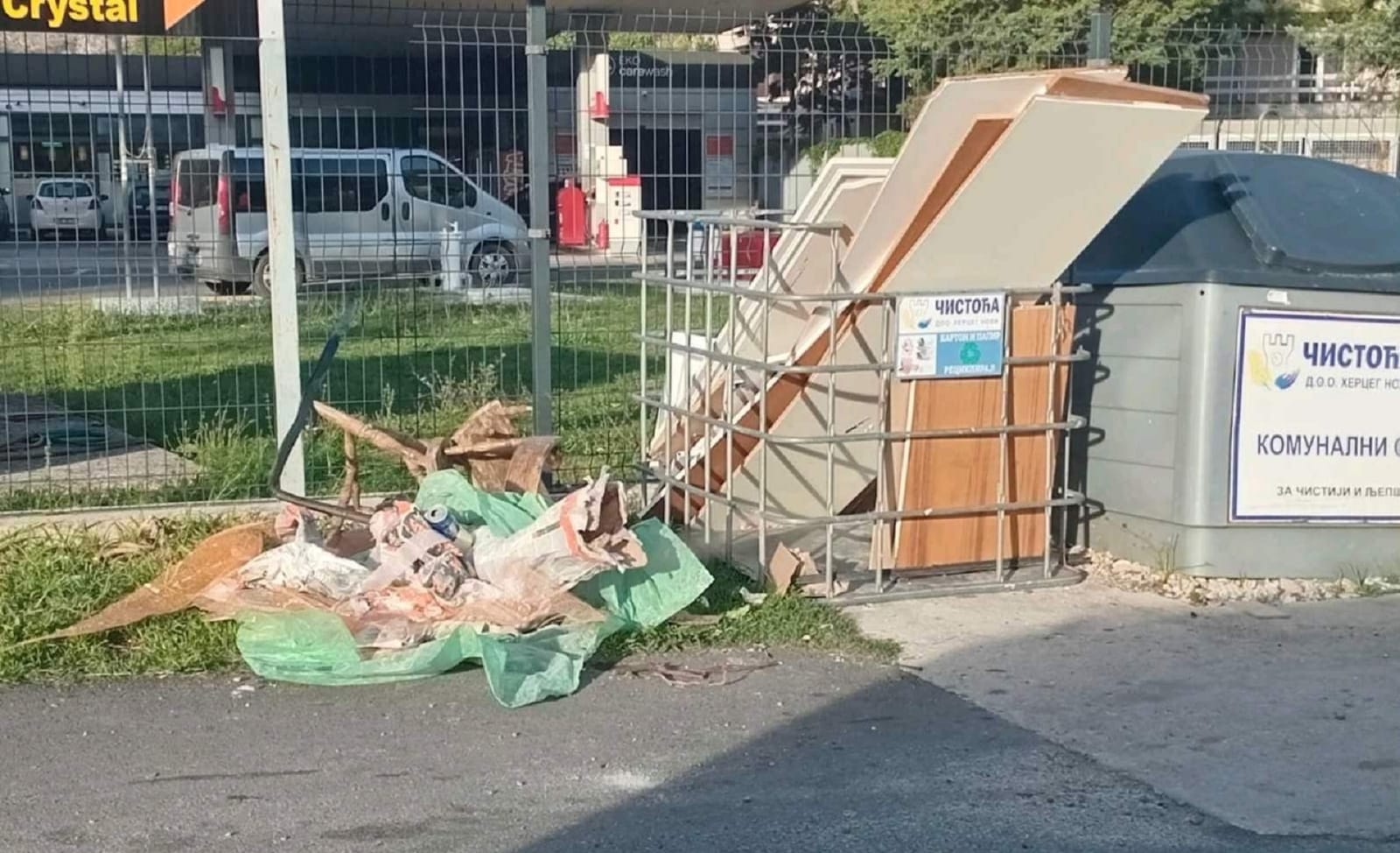 Otpad odložen u prirodi