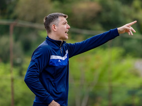 Trener Jovan Simović