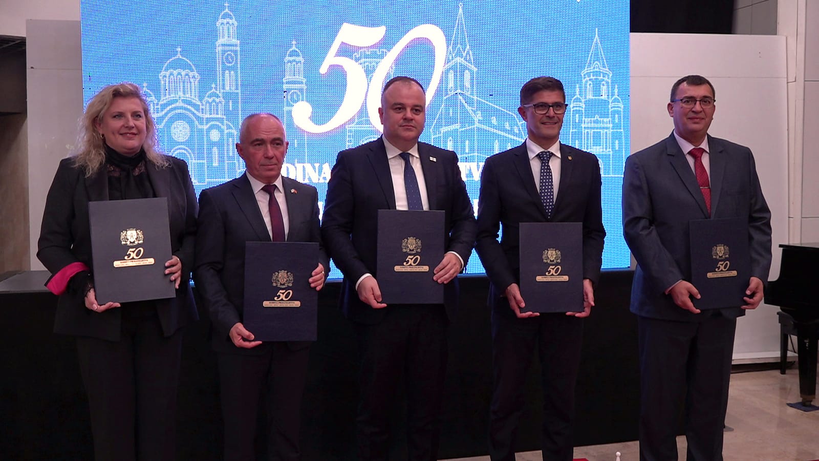 Čelnici pet gradova na potpisivanju memoranduma u Dvorani Park